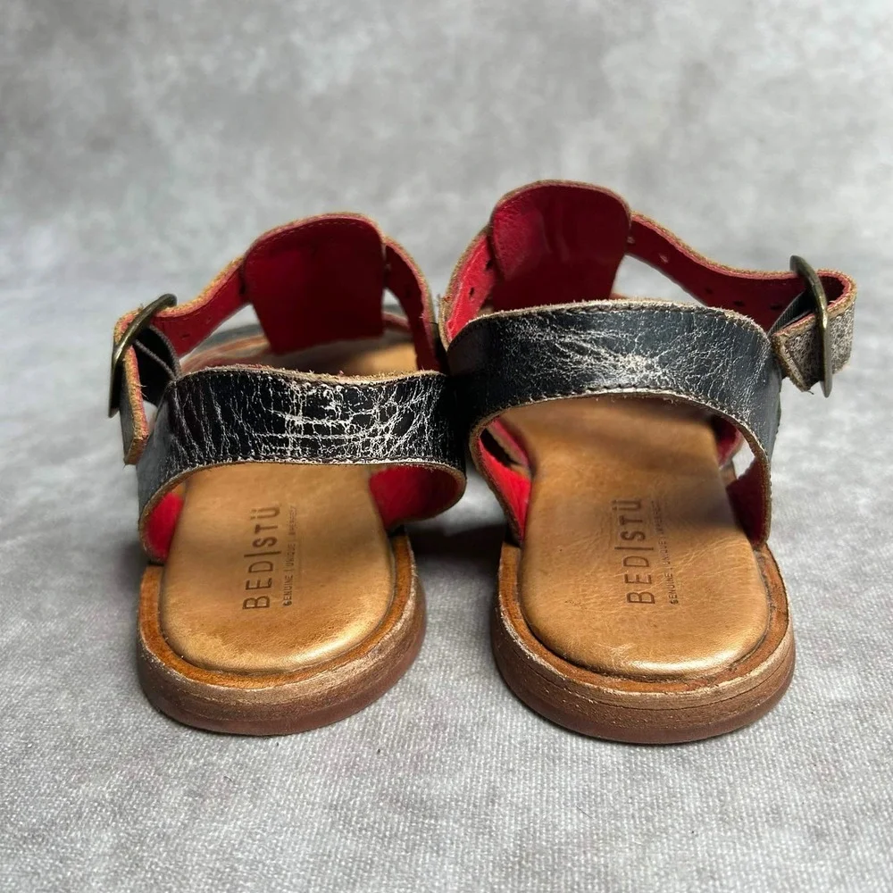 Bed Stu Sue Womens Sz 7 Distressed Black Red Leather Rustic Gladiator Sandals